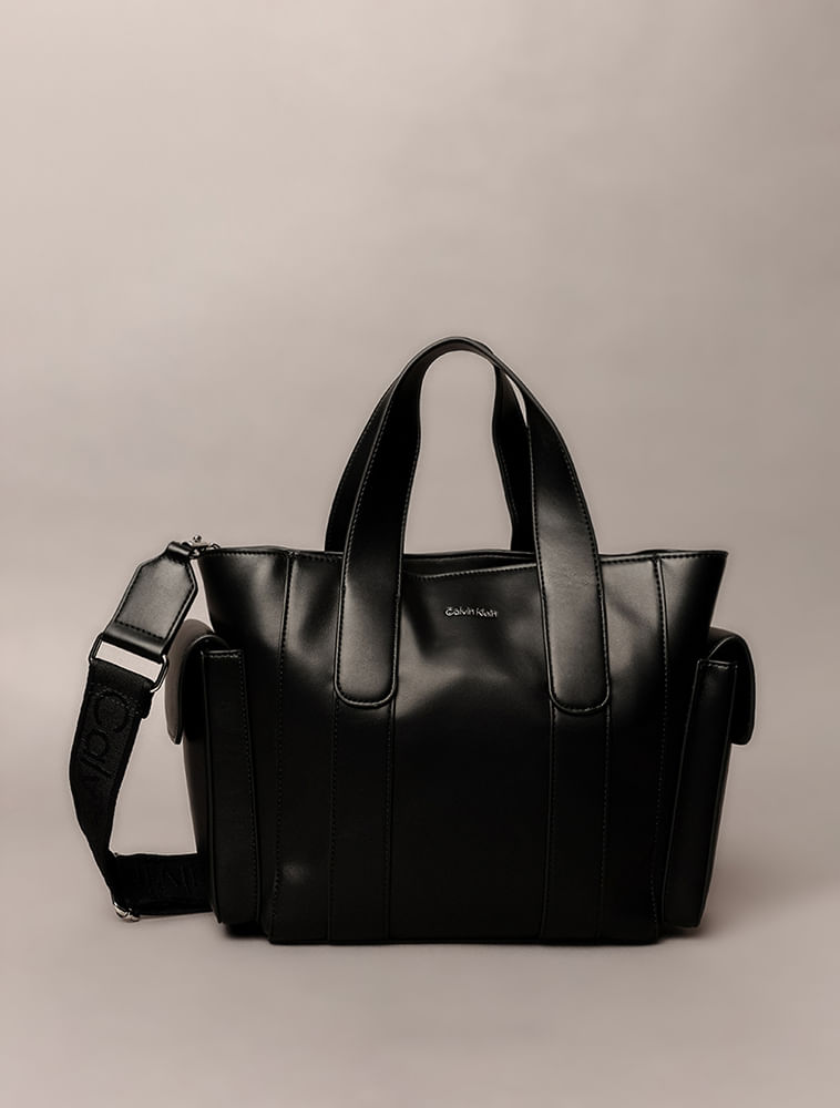 Bolsa Calvin Klein Feminina Com Bolsos Laterais - Preto