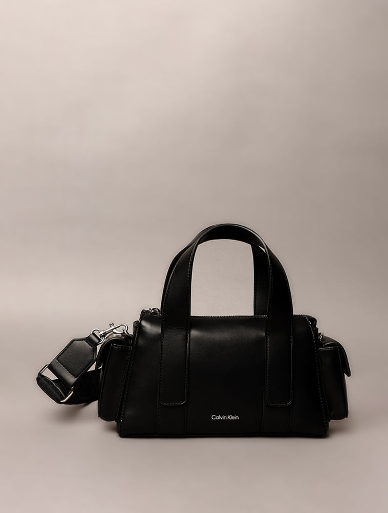 Bolsa Calvin Klein Feminina Pocket com Bolsos Laterais - Preto