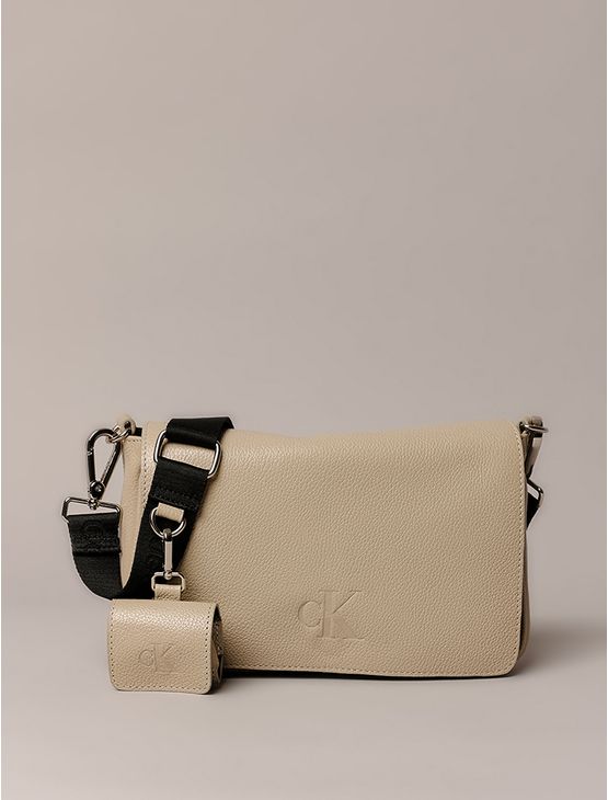 Bolsa Média Calvin Klein Jeans Feminino Chaveiro - Caqui Claro Bolsa Média Calvin Klein Jeans Feminino Chaveiro Caqui Claro u