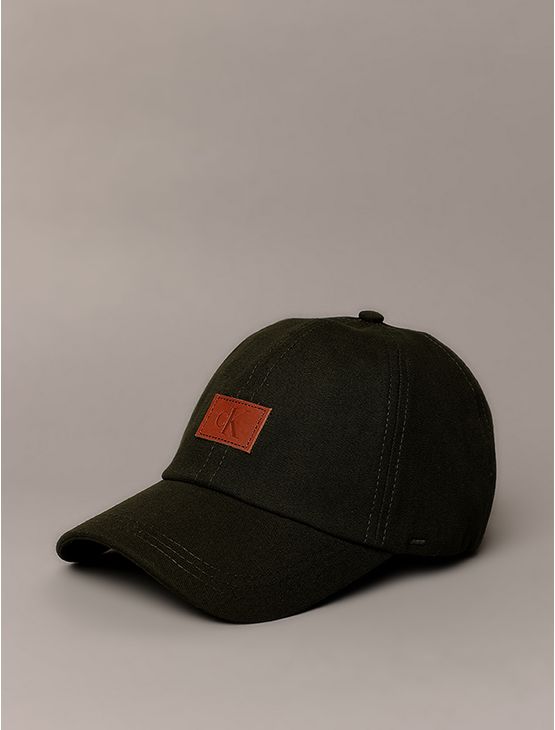 Boné Calvin Klein Jeans 6 Gomos Etiqueta Recouro - Militar Boné Calvin Klein Jeans 6 Gomos Etiqueta Recouro Militar u