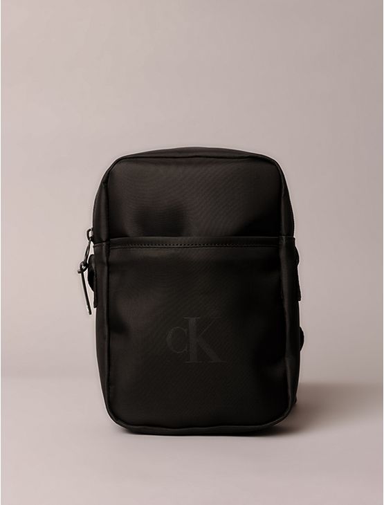 Bolsa Pequena Calvin Klein Jeans - Preto Bolsa Pequena Calvin Klein Jeans Preto u