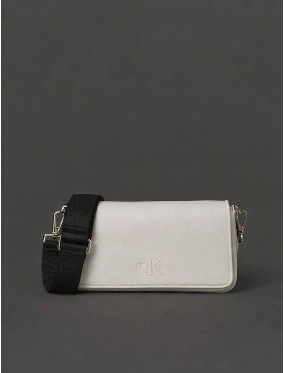 Bolsa Média Feminina Chaveiro Calvin Klein Jeans - Off White Bolsa Média Feminina Chaveiro Calvin Klein Jeans Off White u
