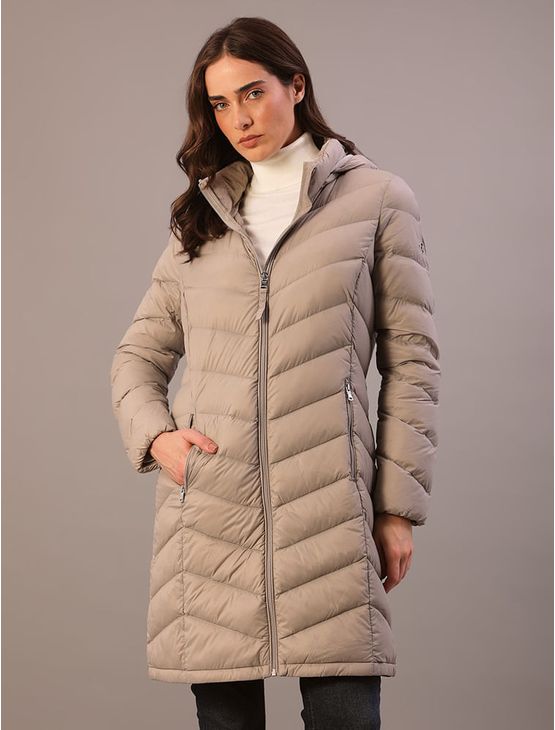 Jaqueta Calvin Klein Feminina Alongada Matelassê Capuz Remo