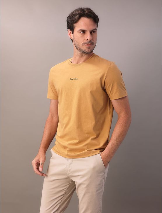 Camiseta Manga Curta Calvin Klein Nano Logo - Havana Camiseta Manga Curta Calvin Klein Nano Logo Havana p