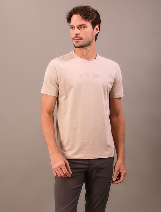 Camiseta Manga Curta Calvin Klein Masculino Embossed+bordado - Caqui Claro Camiseta Manga Curta Calvin Klein Masculino Embossed+bordado Caqui Claro Pp