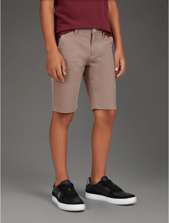 Bermuda Infantil Color Chino Barra Virada Calvin Klein – Caqui Medio Bermuda Infantil Color Chino Barra Virada Calvin Klein Caqui Medio 2