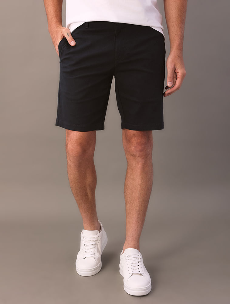 Bermuda de Chino Masculina Clássica Essentials Carnaby Calvin Klein - Azul Marinho