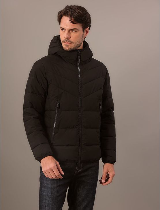 Jaqueta Masculina Matelassê Camuflada Calvin Klein - Preto Jaqueta Masculina Matelassê Camuflada Calvin Klein Preto m