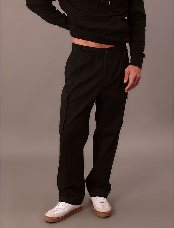 Calça Cargo Calvin Klein Jeans Straight - Preto Calça Cargo Calvin Klein Jeans Straight Preto Gg