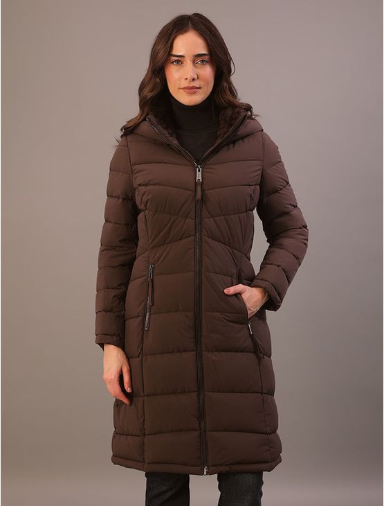 Jaqueta Longa Calvin Klein Jeans Feminino Matelassê Com Capuz - Chumbo Jaqueta Longa Calvin Klein Jeans Feminino Matelassê Com Capuz Chumbo Gg