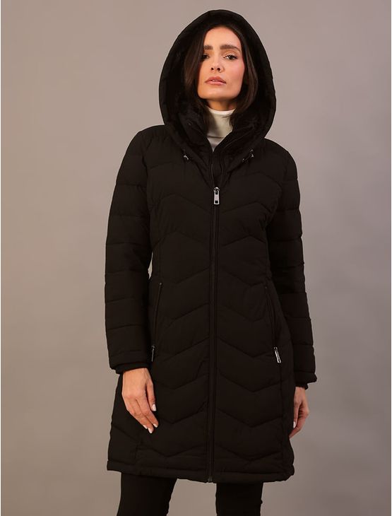 Jaqueta Feminina Alongada Matelassê Calvin Klein Jeans - Preto Jaqueta Feminina Alongada Matelassê Calvin Klein Jeans Preto Gg