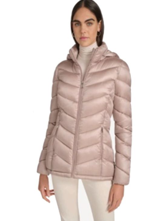 Jaqueta Calvin Klein Feminina Matelassê Com Capuz Removível - Light Skin Jaqueta Calvin Klein Feminina Matelassê Com Capuz Removível Light Skin p