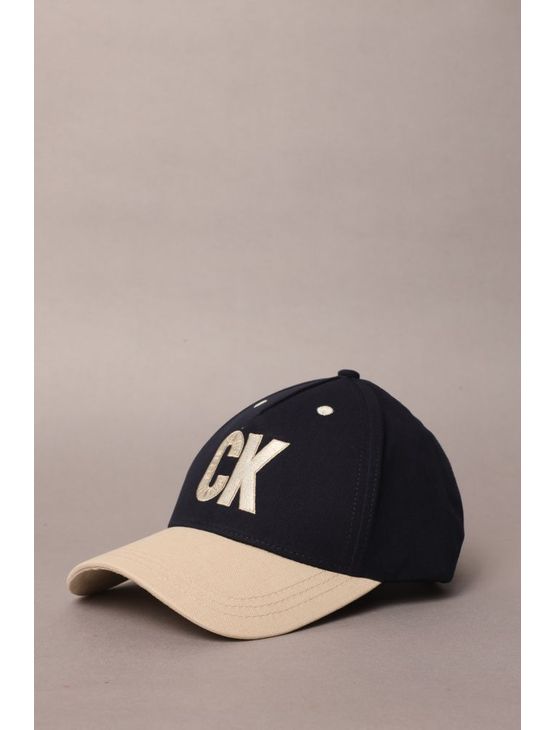 Boné Calvin Klein Jeans 5 Gomos Big Calvin Klein - Marinho Boné Calvin Klein Jeans 5 Gomos Big Calvin Klein Marinho u