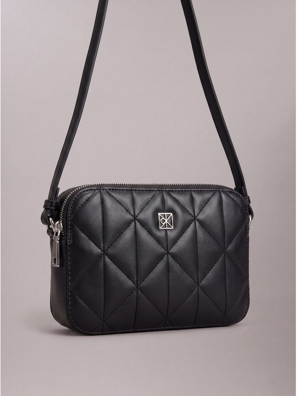 Bolsa Calvin Klein Feminina Camera Bag Acolchoada - Preto