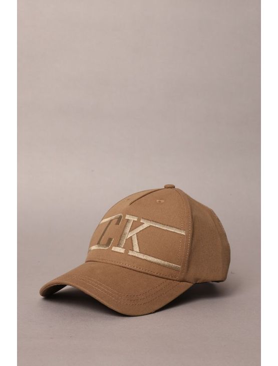 Boné Calvin Klein 5 Gomos - Cáqui Escuro Boné Calvin Klein 5 Gomos Cáqui Escuro u