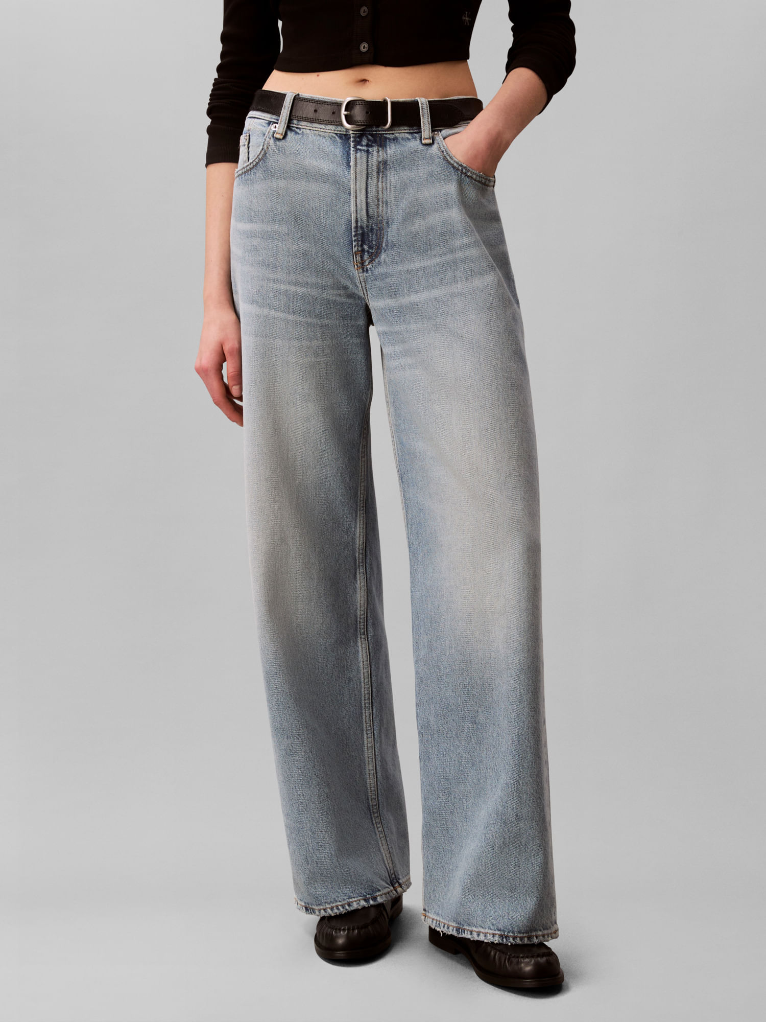 Calça Calvin Klein Jeans Low Rise Baggy Vintage - Azul Claro - Calça Calvin Klein Jeans Low Rise Baggy Vintage Azul Claro 36