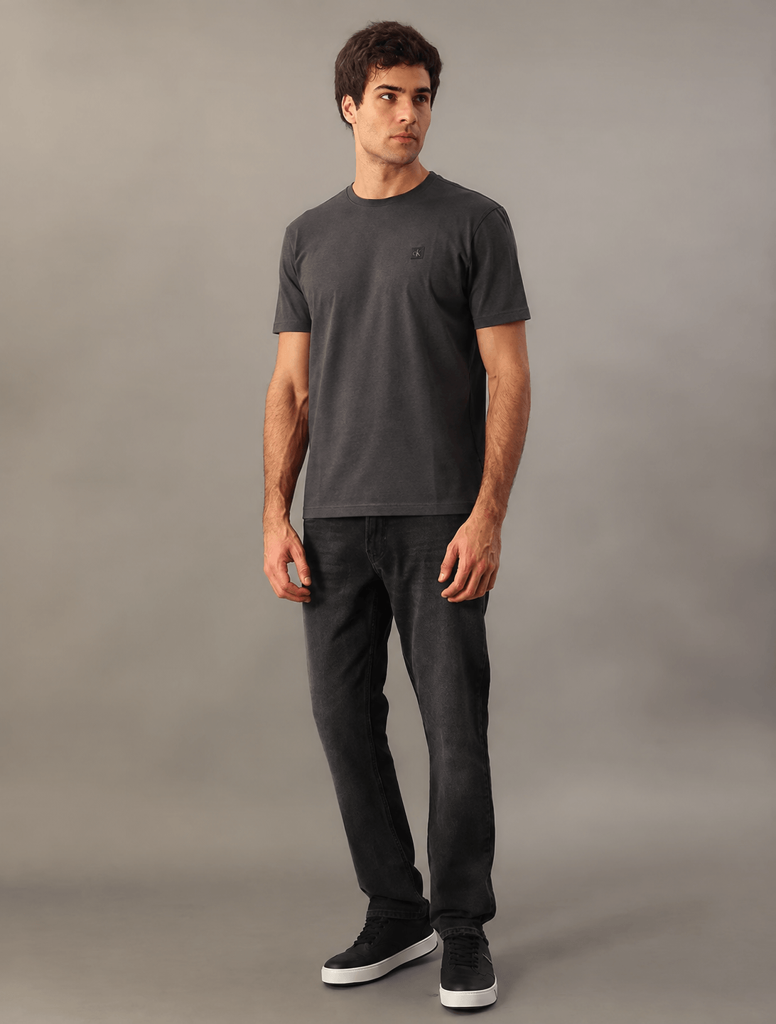 Camiseta Manga Curta Calvin Klein Jeans Masculino Patch - Chumbo