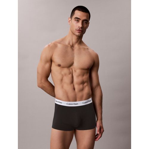Kit 3 Cuecas Low Rise Trunk Classic Cintura Baixa Calvin Klein Underwear - Preto/ Branco