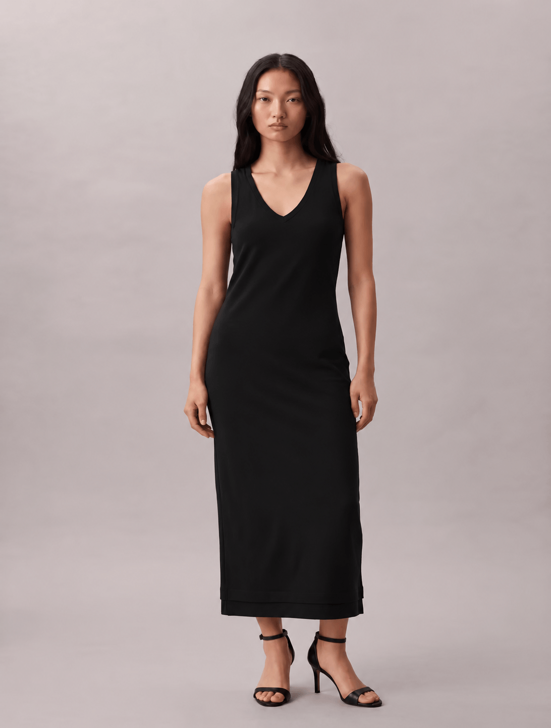 Vestido Calvin Klein Jeans Feminino Decote v - Preto - Vestido Calvin Klein Jeans Feminino Decote v Preto Pp