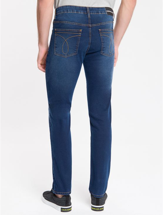 calça jeans reta cintura baixa