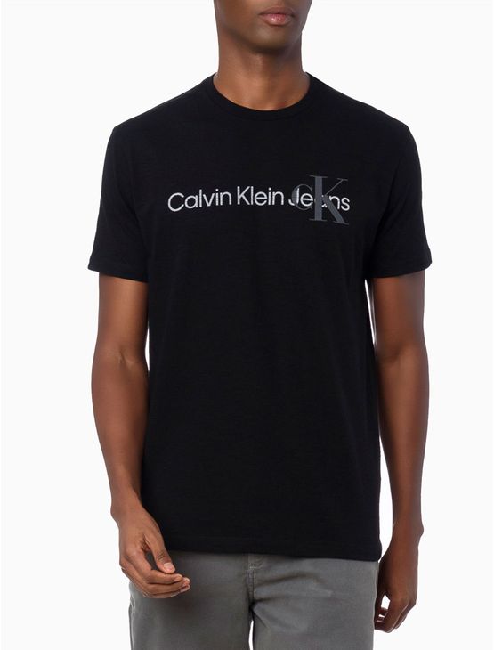 Camiseta Masculina Meia Malha Estampa Calvin Klein Jeans - Preto Camiseta Masculina Meia Malha Estampa Calvin Klein Jeans Preto p