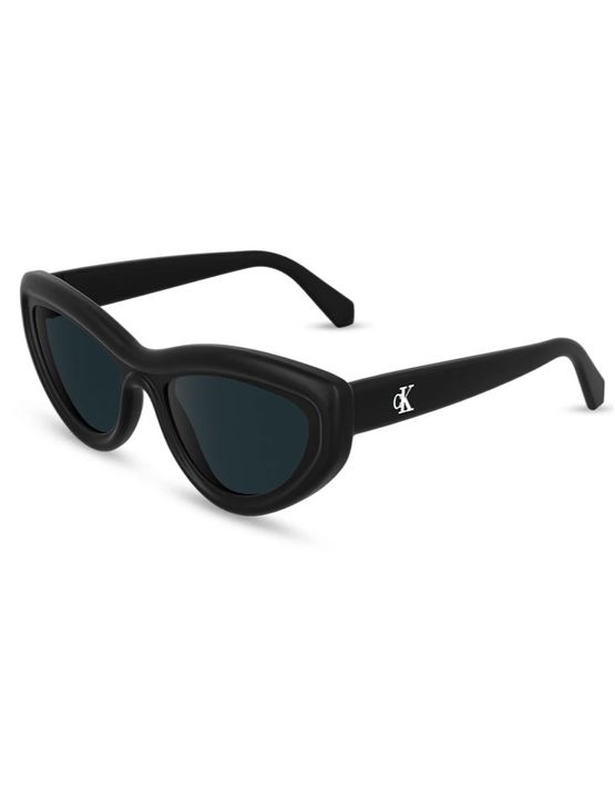 Óculos de Sol Oval Cat Eye Calvin Klein – Black Óculos de Sol Oval Cat Eye Calvin Klein Black u