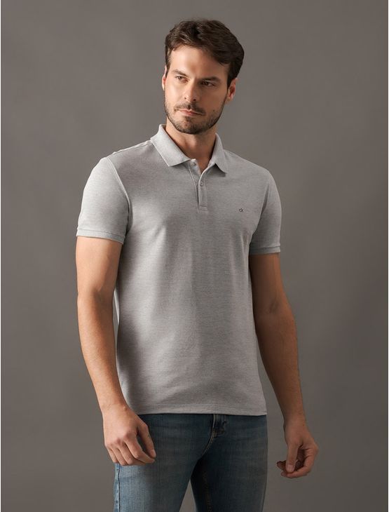 Polo Masculina Básica Slim Sem Friso Calvin Klein - Cinza Polo Masculina Básica Slim Sem Friso Calvin Klein Cinza m