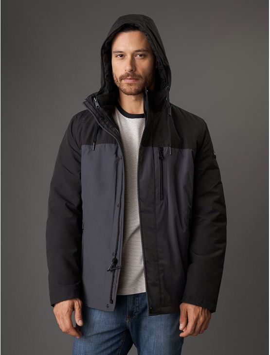 Jaqueta Masculina Matelassê Logo No Peito Calvin Klein - Chumbo Jaqueta Masculina Matelassê Logo No Peito Calvin Klein Chumbo p