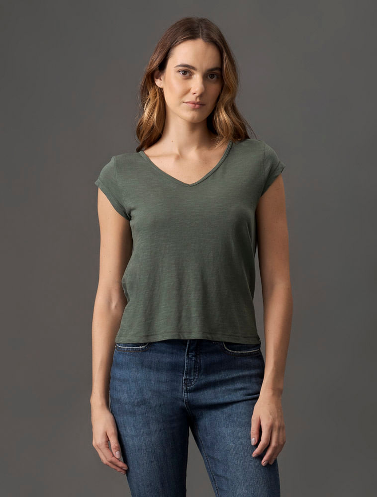 Camiseta Feminina Decote v Calvin Klein Jeans - Verde Médio