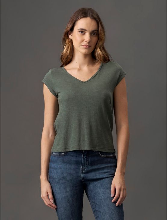 Camiseta Feminina Decote v Calvin Klein Jeans - Verde Médio Camiseta Feminina Decote v Calvin Klein Jeans Verde Médio m