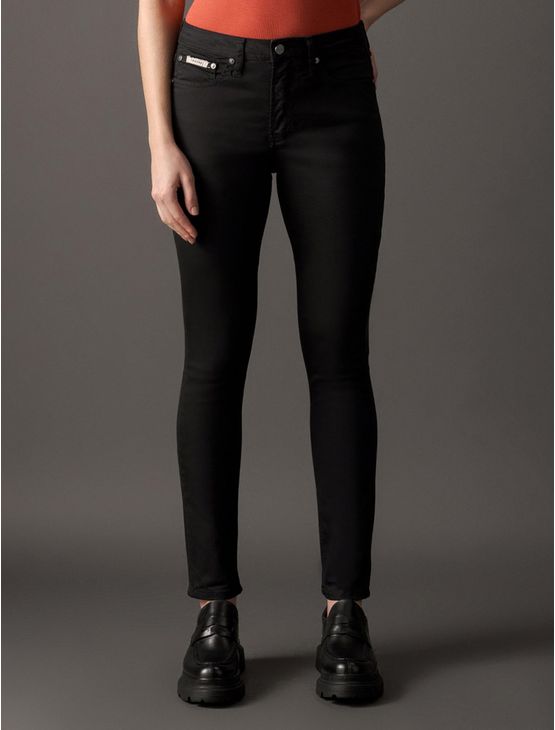Calça Feminina Color Super Skinny Infinity Black Calvin Klein – Preto Calça Feminina Color Super Skinny Infinity Black Calvin Klein Preto 44