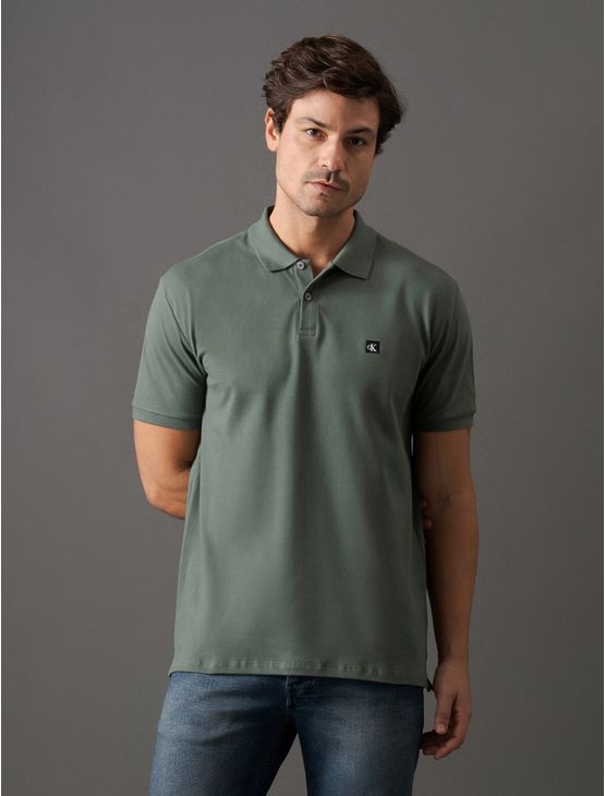 Polo Masculina Manga Curta Premium Calvin Klein Jeans – Verde Médio Polo Masculina Manga Curta Premium Calvin Klein Jeans Verde Médio p