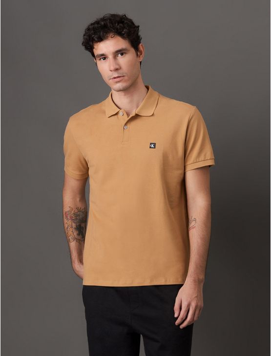 Polo Masculina Manga Curta Premium Calvin Klein Jeans - Havana Polo Masculina Manga Curta Premium Calvin Klein Jeans Havana Pp