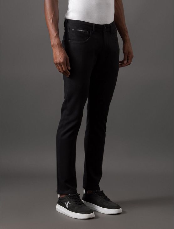 Calça Masculina Moletom 5 Pockets Calvin Klein Jeans - Preto Calça Masculina Moletom 5 Pockets Calvin Klein Jeans Preto 48