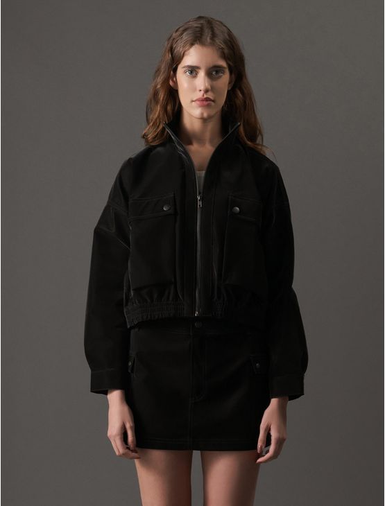 Casaco Feminino de Leather Sarjado Calvin Klein Jeans - Preto Casaco Feminino de Leather Sarjado Calvin Klein Jeans Preto 42