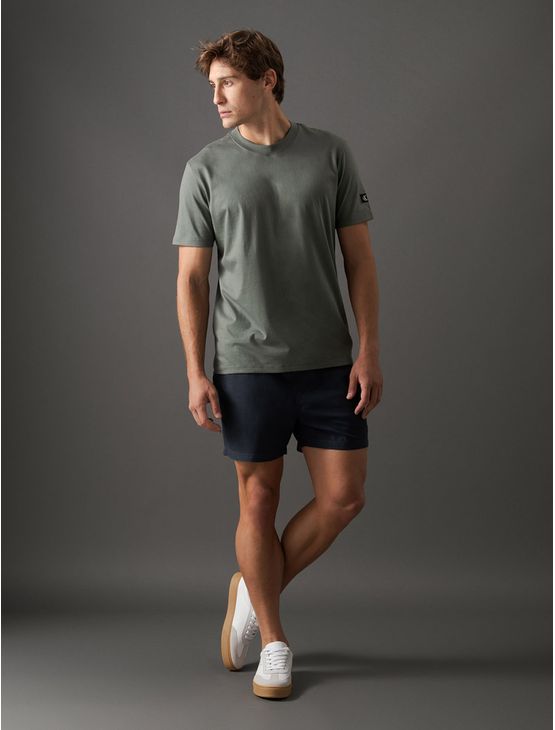 Camiseta Masculina Manga Curta Patch Calvin Klein Jeans – Verde Médio Camiseta Masculina Manga Curta Patch Calvin Klein Jeans Verde Médio p