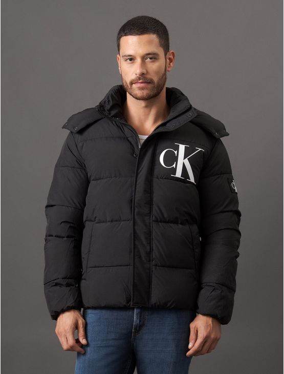 Jaqueta Masculina Matelassê Com Capuz Calvin Klein Jeans – Preto Jaqueta Masculina Matelassê Com Capuz Calvin Klein Jeans Preto g