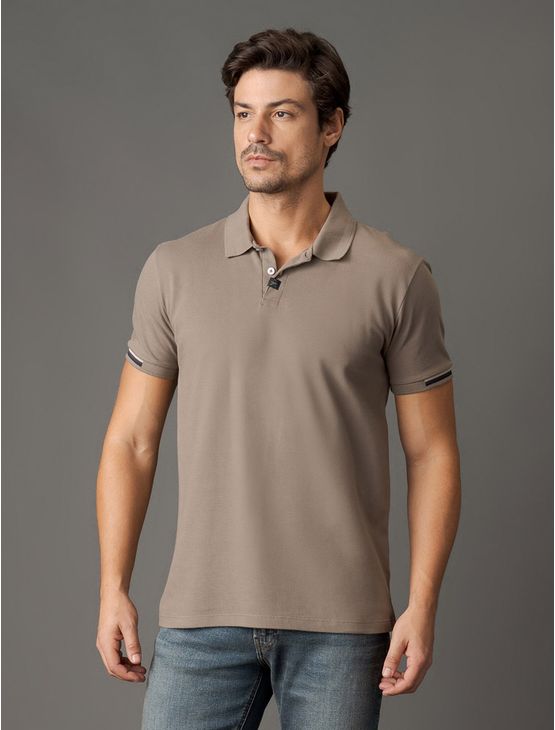 Polo Masculina Slim Meio Friso Calvin Klein Jeans - Caqui Medio Polo Masculina Slim Meio Friso Calvin Klein Jeans Caqui Medio p