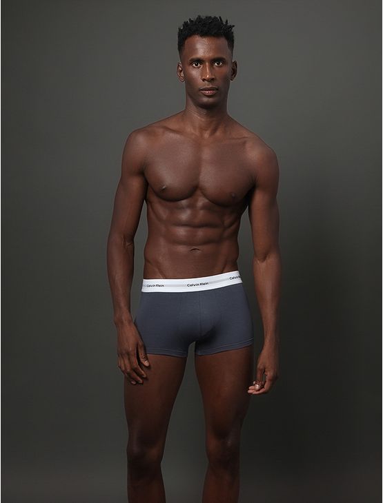 Cueca Trunk Modal Modern Calvin Klein Underwear – Grafite Cueca Trunk Modal Modern Calvin Klein Underwear Grafite