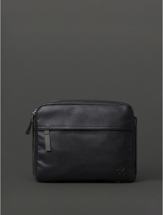 Bolsa Masculina Transversal Cargo Calvin Klein Jeans - Preto Bolsa Masculina Transversal Cargo Calvin Klein Jeans Preto u