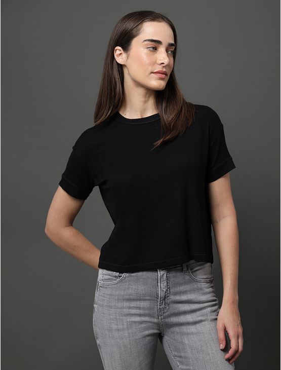 Camiseta Feminina Ribana Viscose Calvin Klein Jeans - Preto Camiseta Feminina Ribana Viscose Calvin Klein Jeans Preto Pp