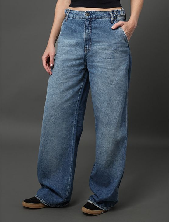 Calça Jeans Feminina Low Crotch Com Regulador Calvin Klein Jeans - Azul Médio Calça Jeans Feminina Low Crotch Com Regulador Calvin Klein Jeans Azul Médio 38
