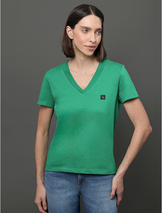 Camiseta Feminina Algodão Egípcio Calvin Klein Jeans - Verde Médio Camiseta Feminina Algodão Egípcio Calvin Klein Jeans Verde Médio p