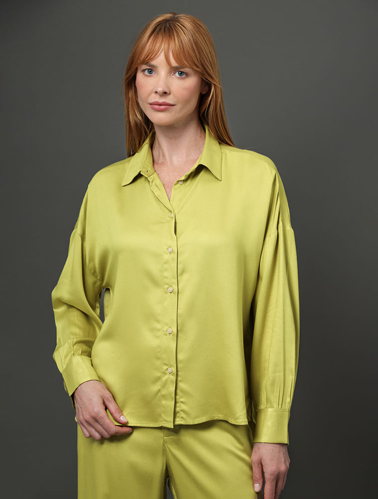 Camisa Feminina Acetinada Calvin Klein - - Camisa Feminina Acetinada Calvin Klein 42
