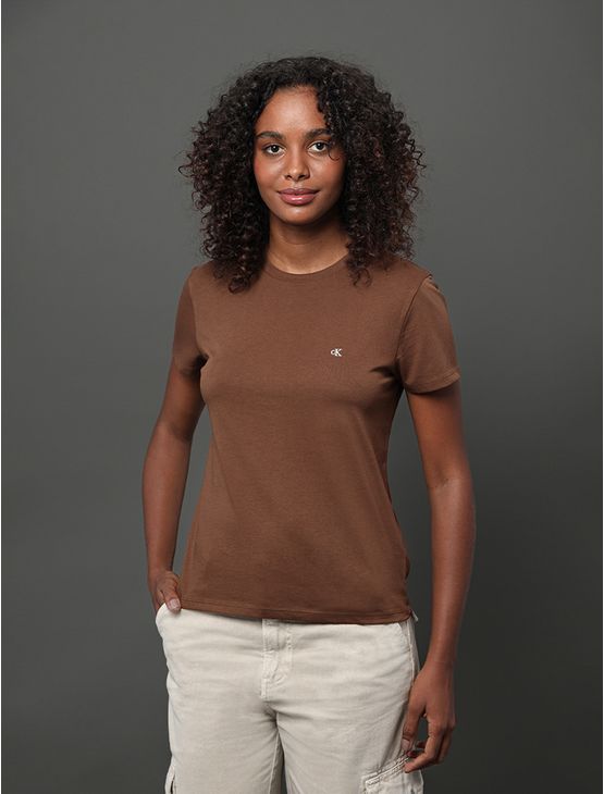 Camiseta Feminina Logo Bordado Calvin Klein Jeans