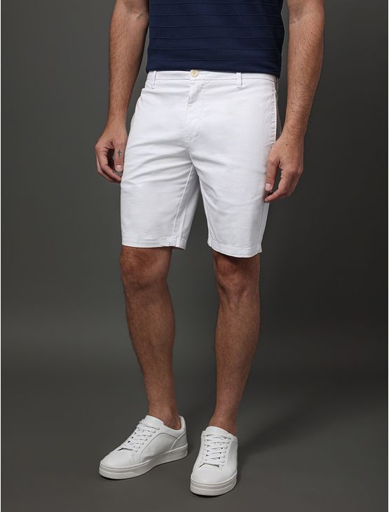 Bermuda Masculina Essential Carnaby Calvin Klein - Branco 2 Bermuda Masculina Essential Carnaby Calvin Klein Branco 2 48