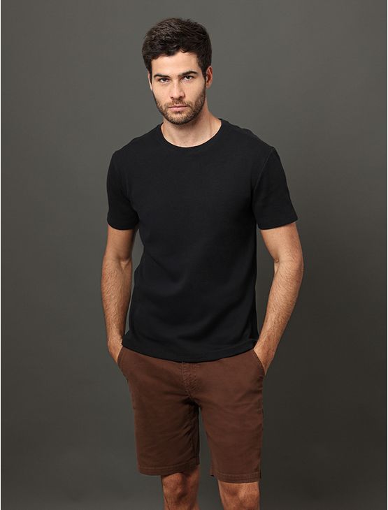 Camiseta Masculina Ribana Logo Monogram Calvin Klein Jeans - Preto Camiseta Masculina Ribana Logo Monogram Calvin Klein Jeans Preto m