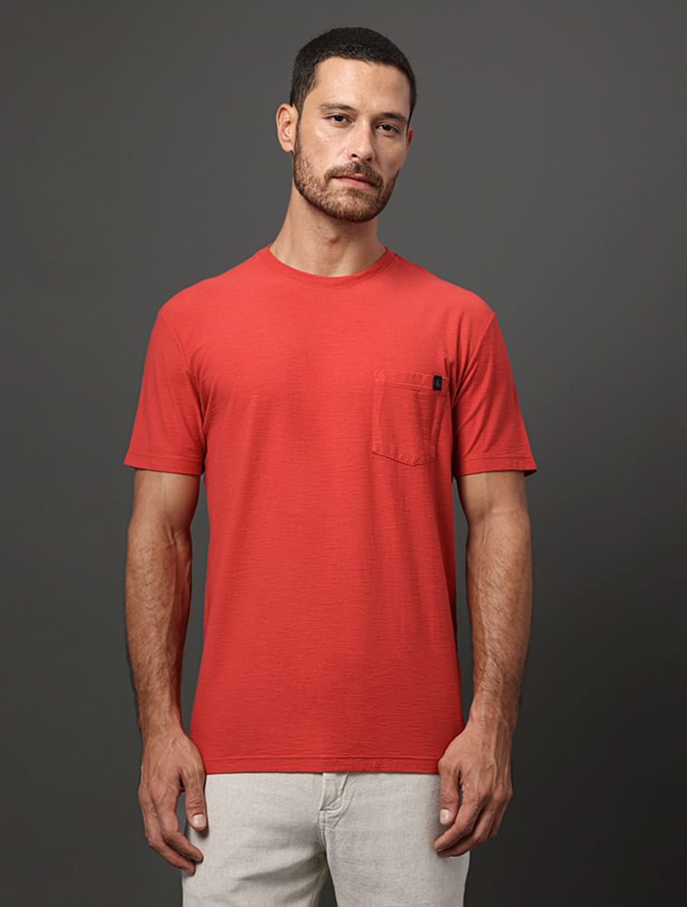 Camiseta Masculina Flamê com Bolso Calvin Klein Jeans - Vermelho