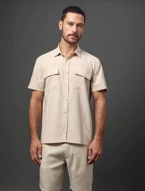 Camisa Masculina Liocel com Bolsos Calvin Klein Jeans - Caqui Claro — Calvin Klein