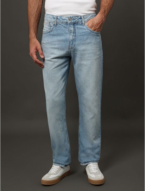 Calça Jeans Masculina 5 Pockets Calvin Klein Jeans - Azul Claro Calça Jeans Masculina 5 Pockets Calvin Klein Jeans Azul Claro 42
